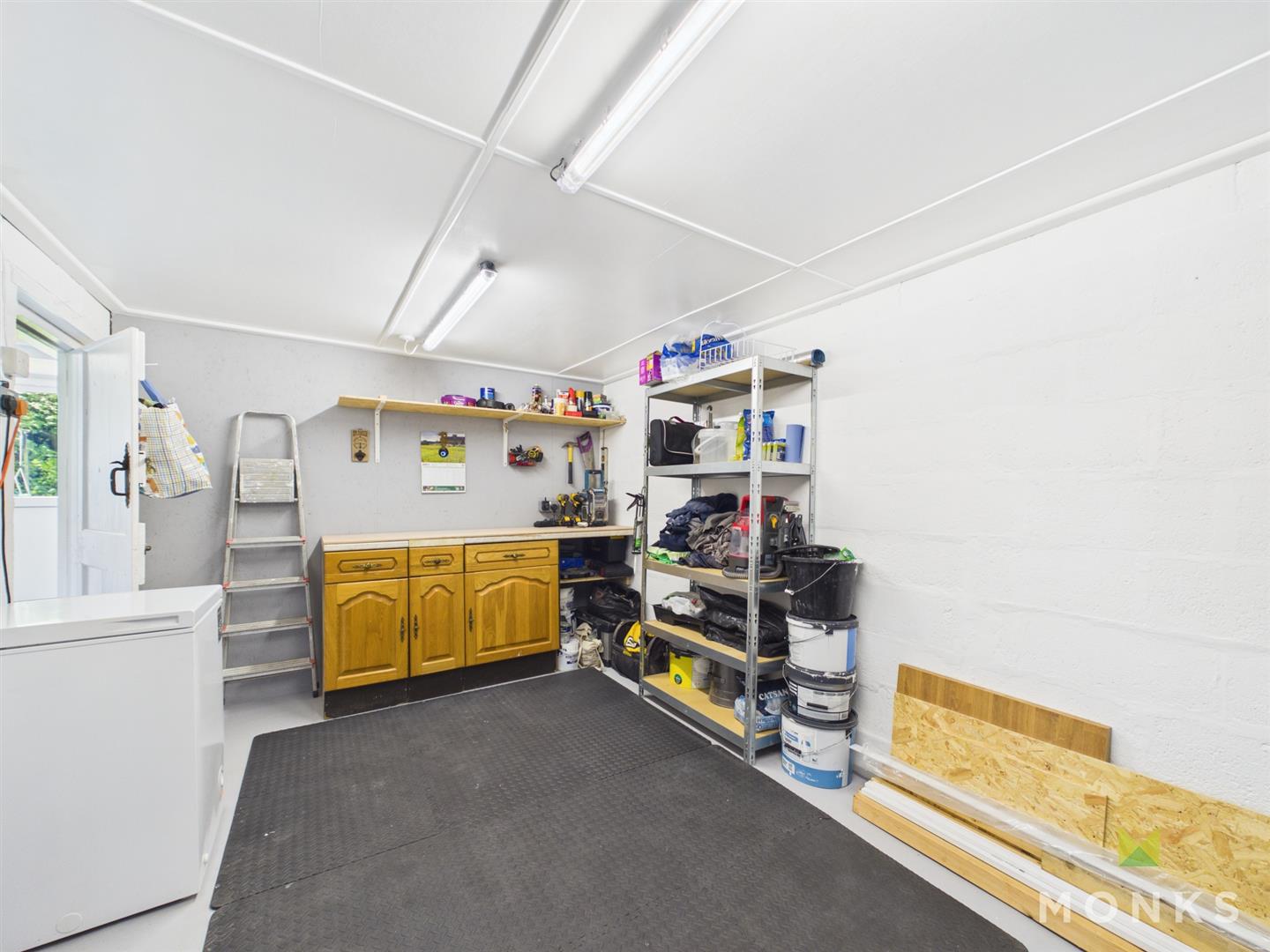 35 Mayfield Grove, Shrewsbury, SY3 0JX For Sale